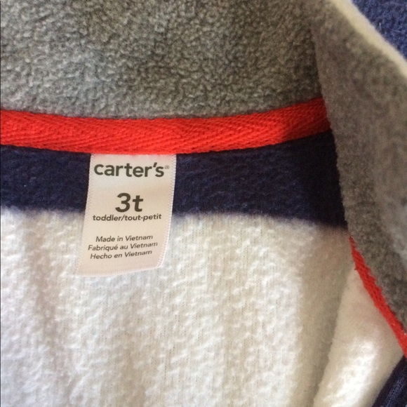 Carters 3t fleece pull overs used - Picture 2 of 2